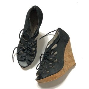 Hinge Cork Wedge Heels Sz 8 Black Lace Tie